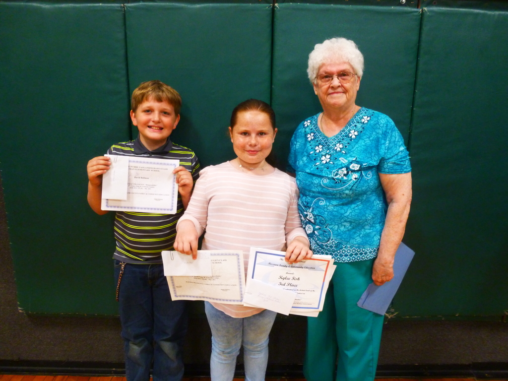 4th Grade Essay Winners